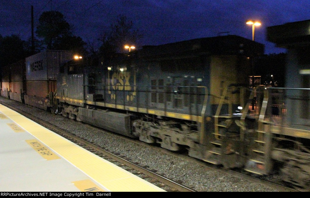 CSX 156 on I158